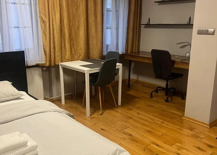 Klimatyczny Dla Dwojga W Sercu Starowki *